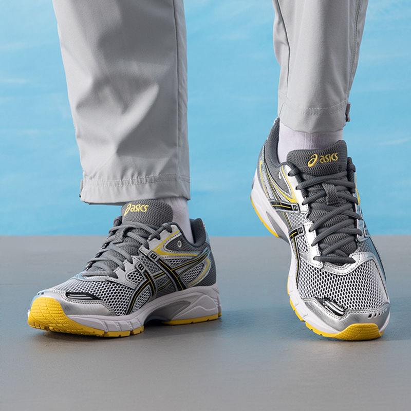 Asics Men's Shoes Gel-Ds Train - مراجعة Running Gear Asics وسعره