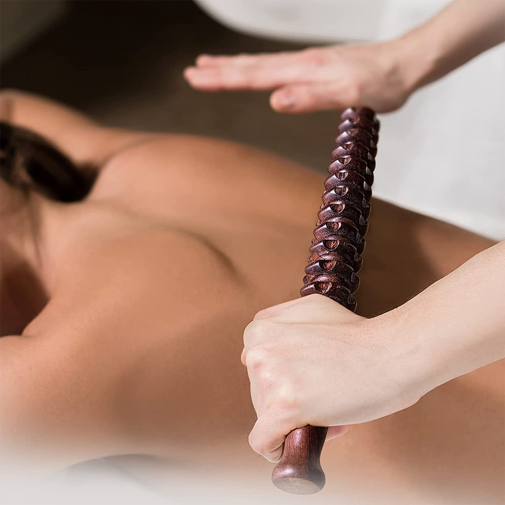Manual Massager Wooden Handhel - مراجعة Muscle Roller Stick وسعره