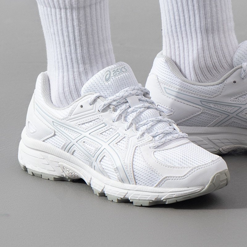 Asics Women's Shoes Jog 100t ( - مراجعة Running Gear Asics وسعره